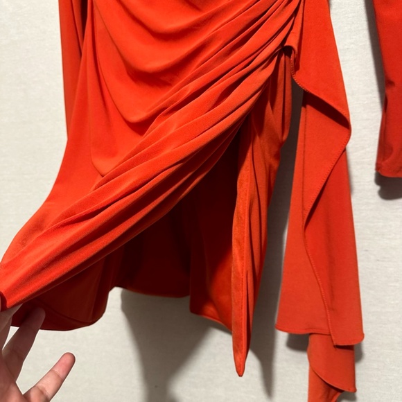 NWT Ieena Mac Duggal Ruched Asymmetrical Structured Sleeve Mini Dress - size 14 - Picture 5 of 7